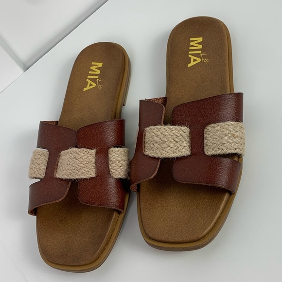 NEW Mia Girls Elayney Size 13 3 5 Slide Sandal Brown Leather Braided - Picture 1 of 9